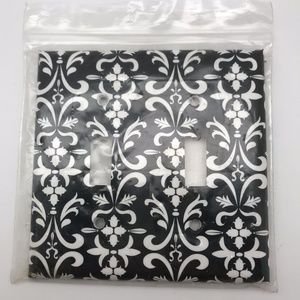 Black/White Damask Double Switch Plate Cover NWOT